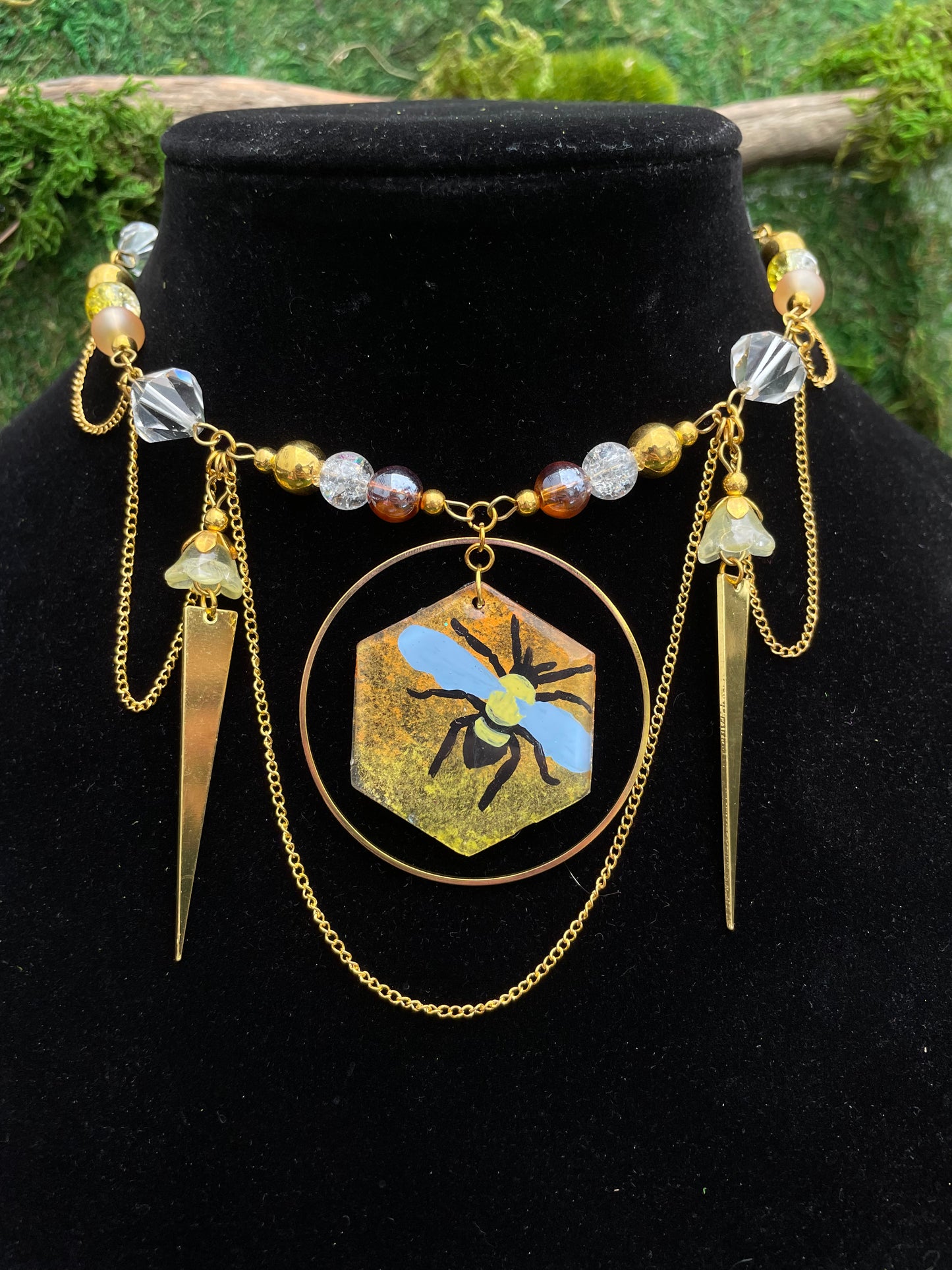 Resin Honeybee Adjustable Beaded Choker
